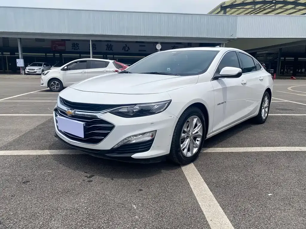 Chevrolet Malibu XL