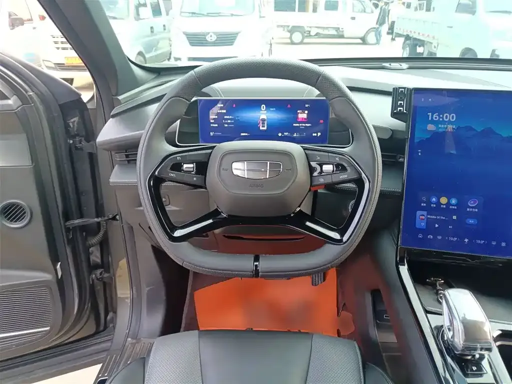 Geely Boyue 2024 из CN, фото 2
