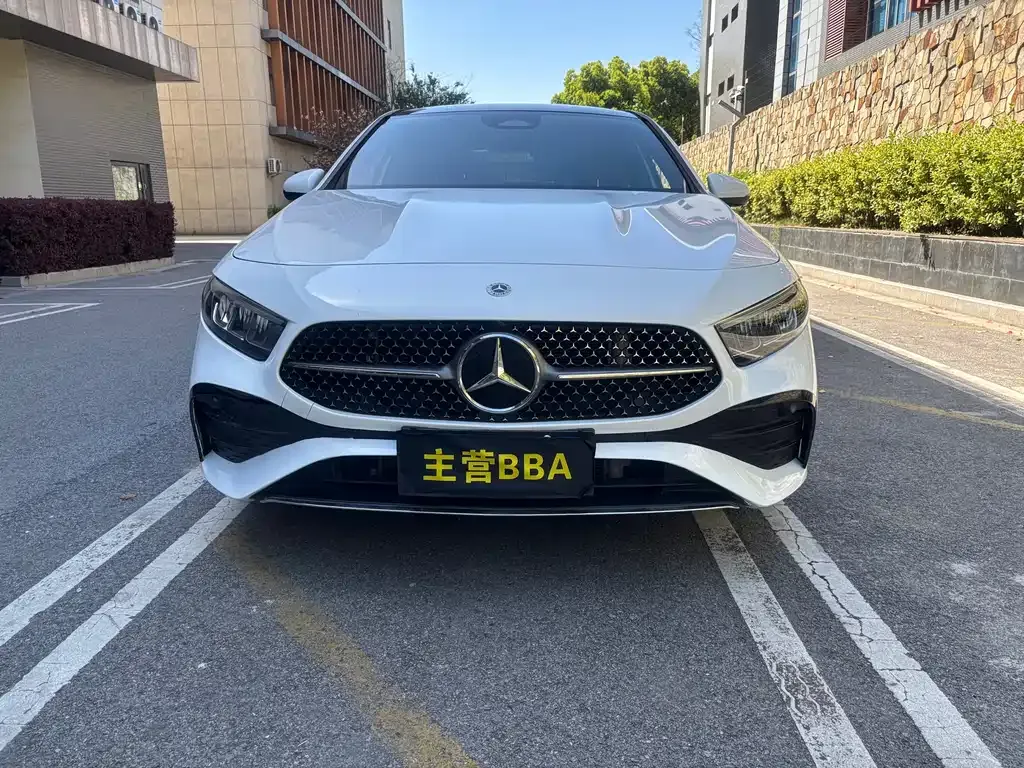 Mercedes-Benz A-Class — фото 10