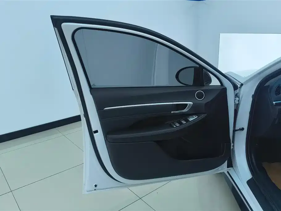 Hyundai Sonata 2021 из CN, фото 2