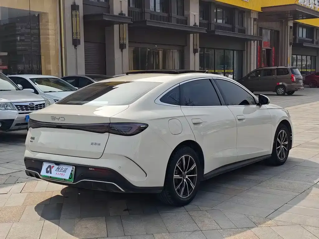 BYD Seal 06 — фото 10