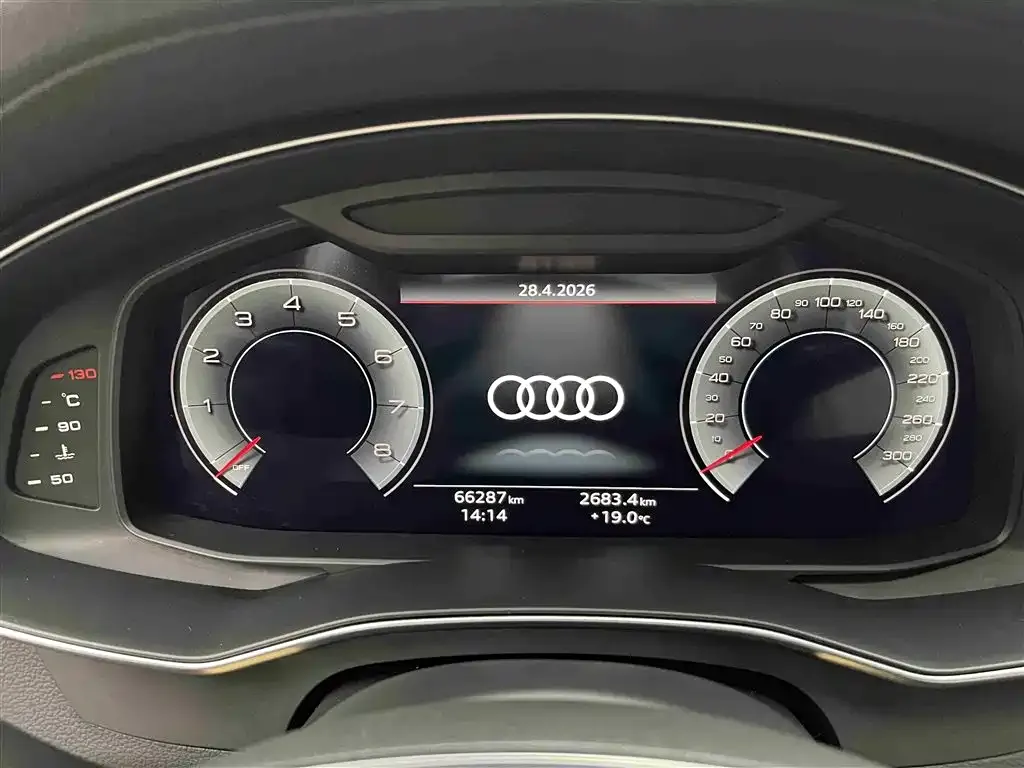 Audi A6L — фото 7