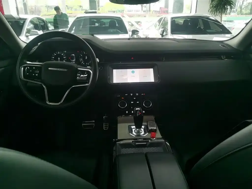 Land Rover Evoque — фото 4