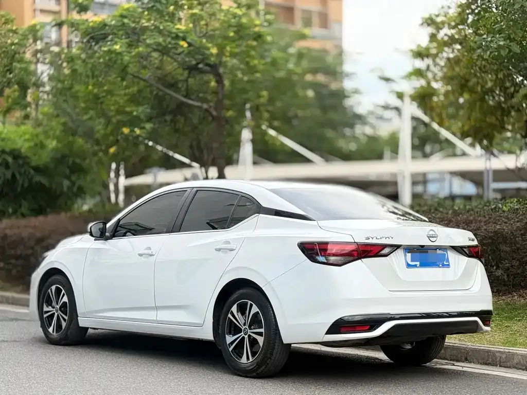 Nissan Sylphy — фото 3