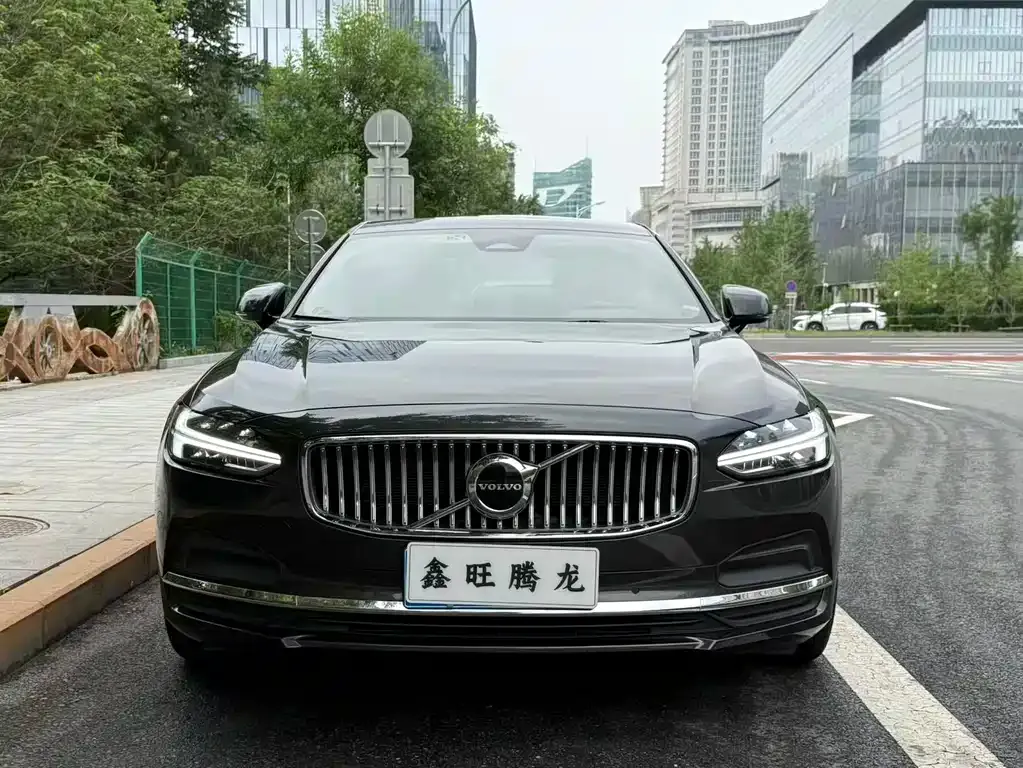 Volvo S90 — фото 9