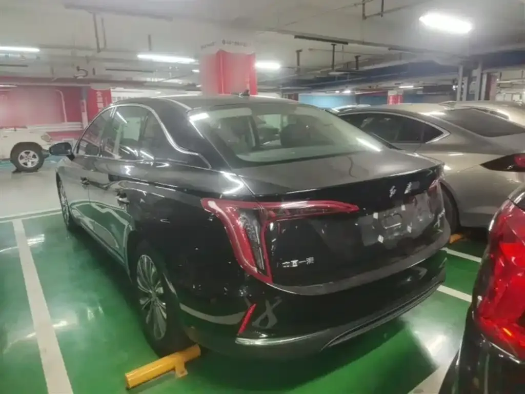 Hongqi E-QM5 — фото 2
