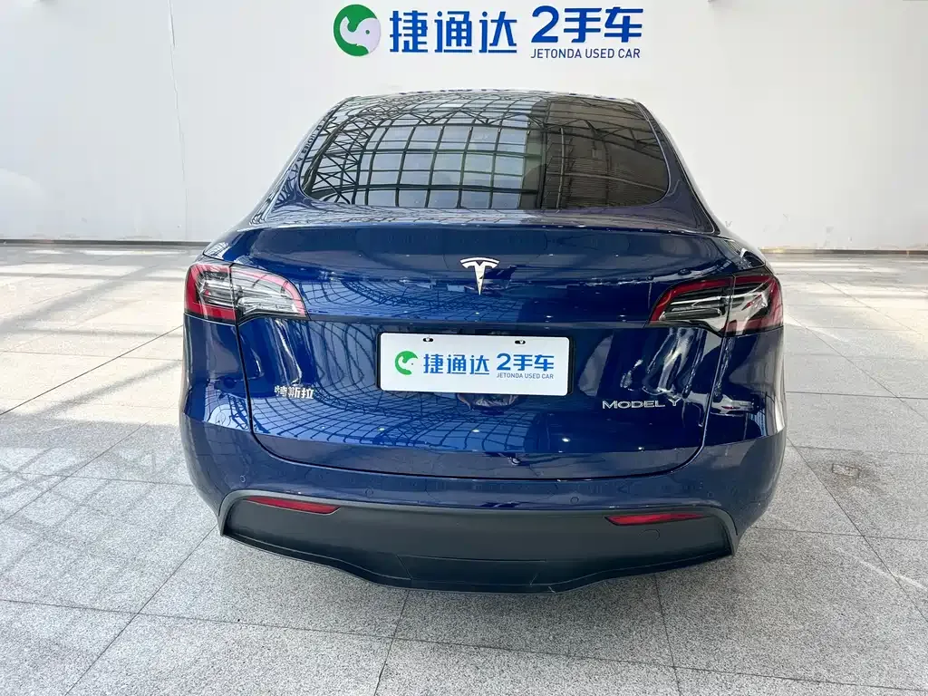 Tesla Model Y — фото 4