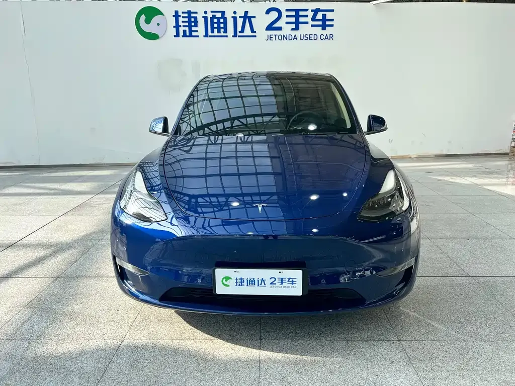 Tesla Model Y — фото 6