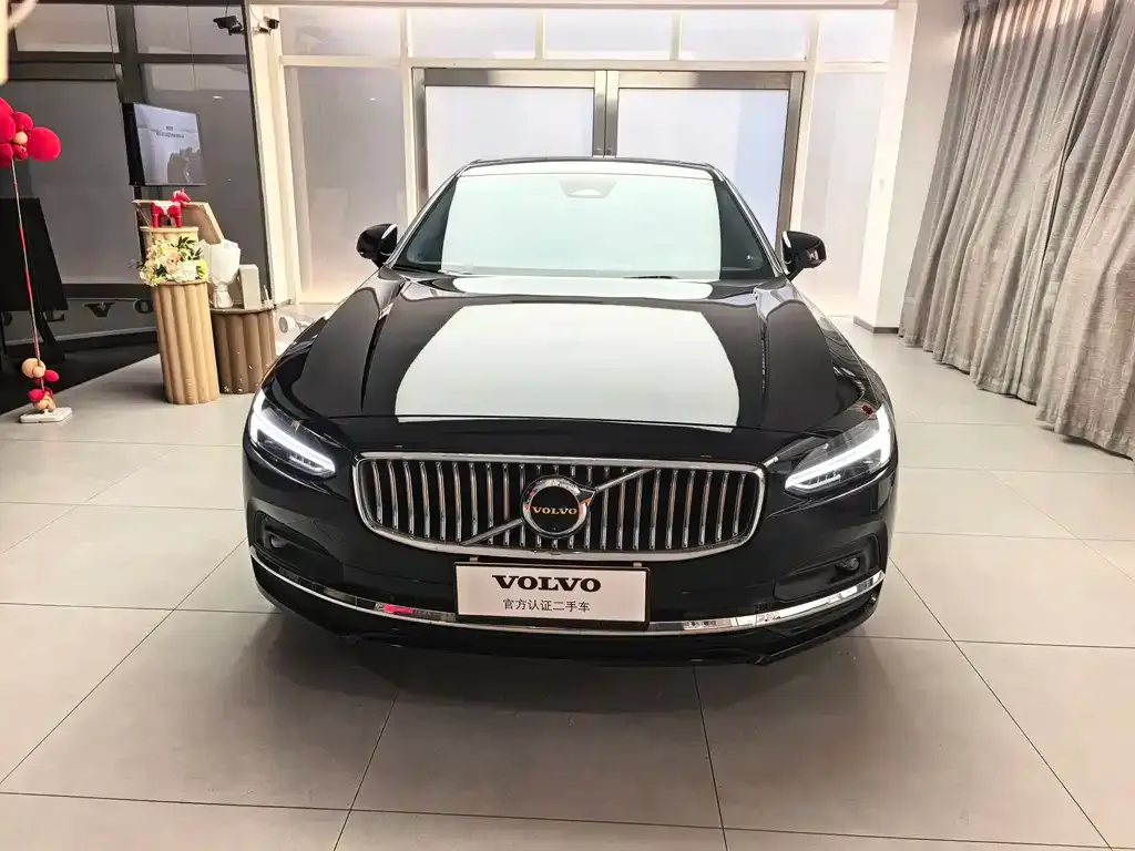 Volvo S90 — фото 2