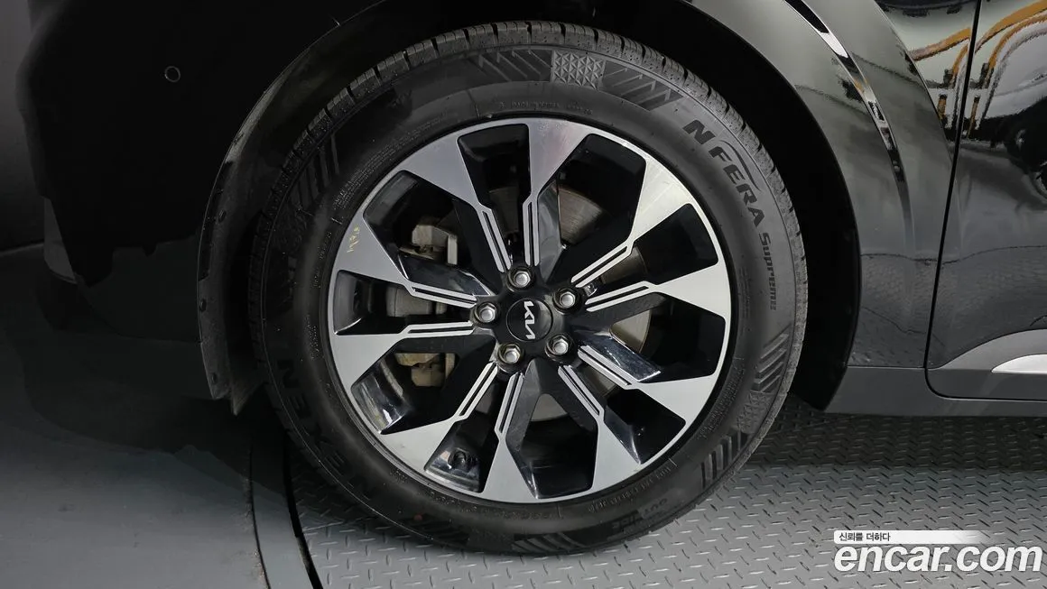 Kia Carnival 2023 из KR, фото 9