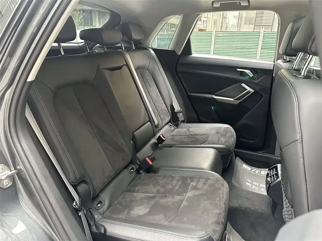 Audi Q3 2021 из CN, фото 7