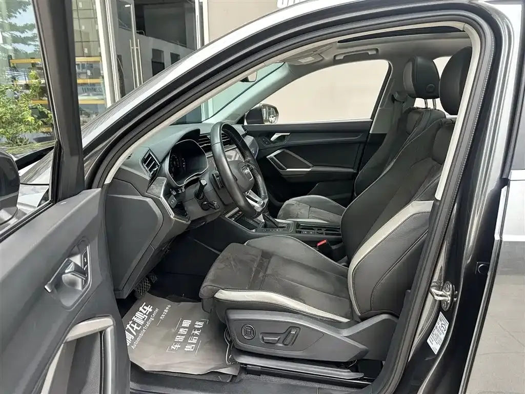 Audi Q3 2021 из CN, фото 2