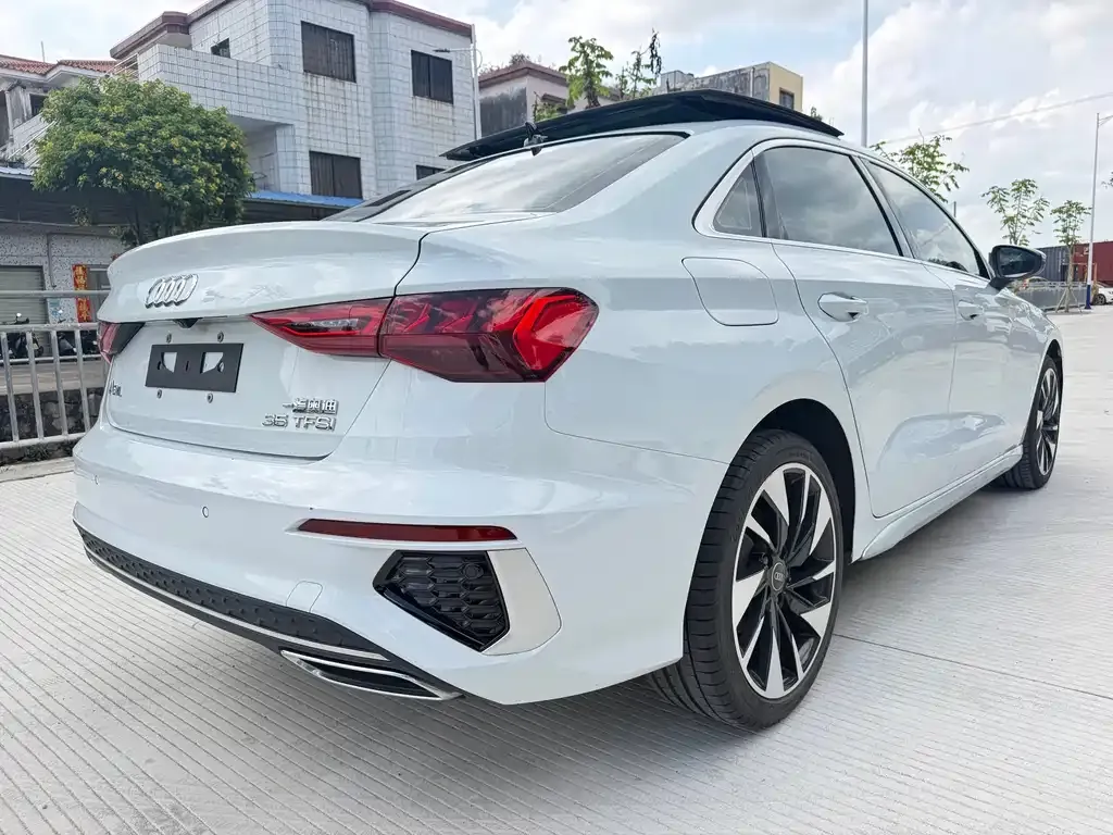 Audi A3 2022 из CN, фото 7