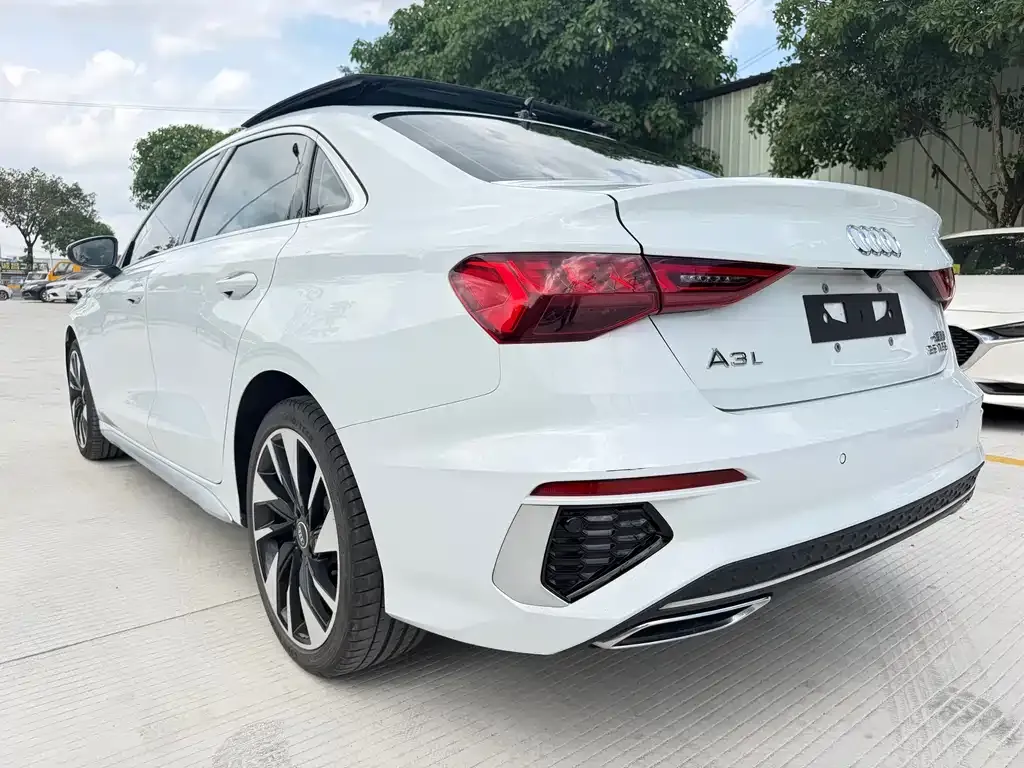 Audi A3 2022 из CN, фото 4