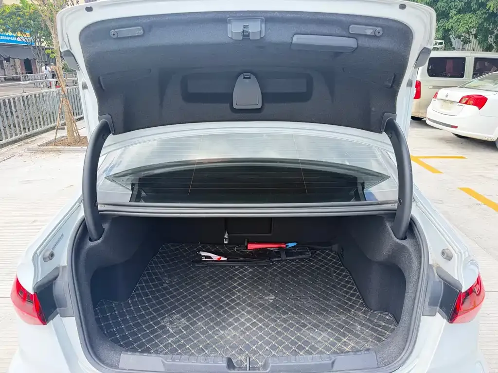 Audi A3 2022 из CN, фото 8
