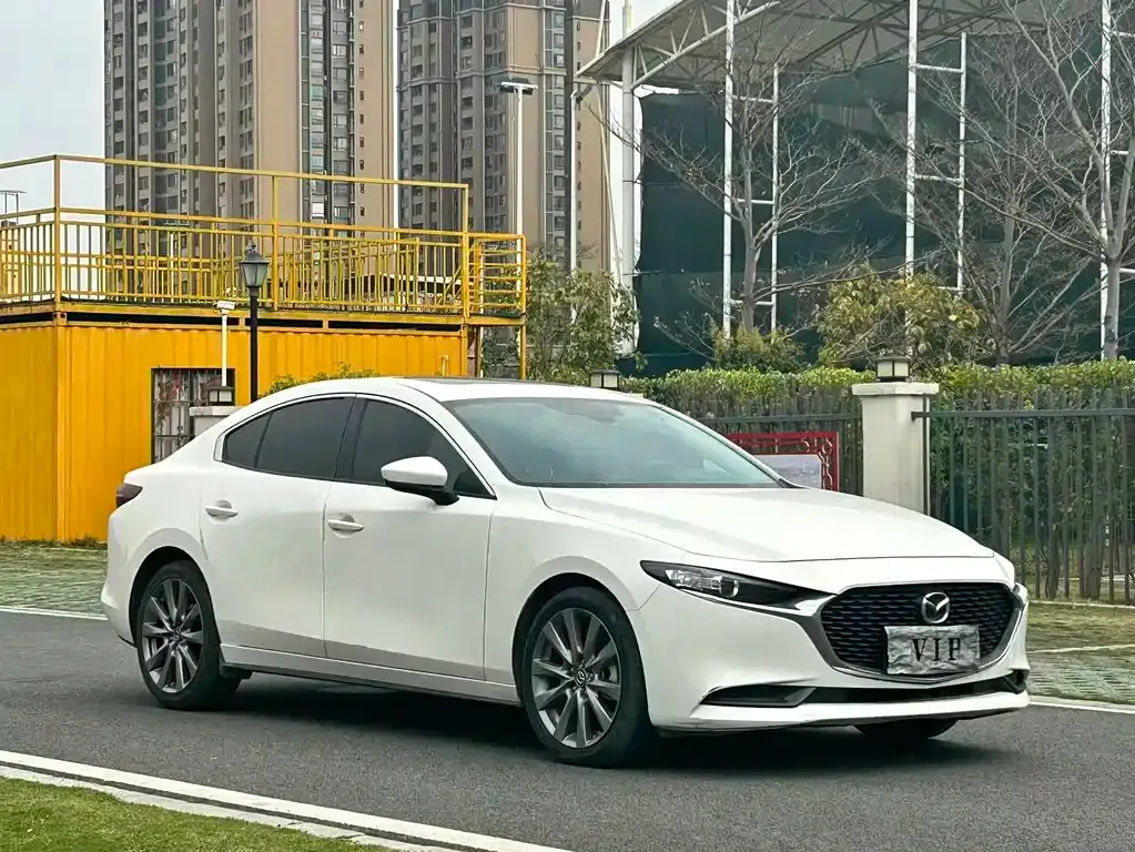 Mazda 3 Axela — фото 6
