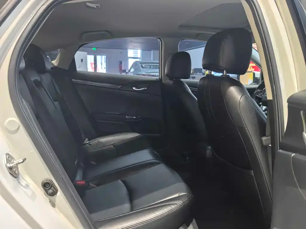 Honda Civic 2021 из CN, фото 2