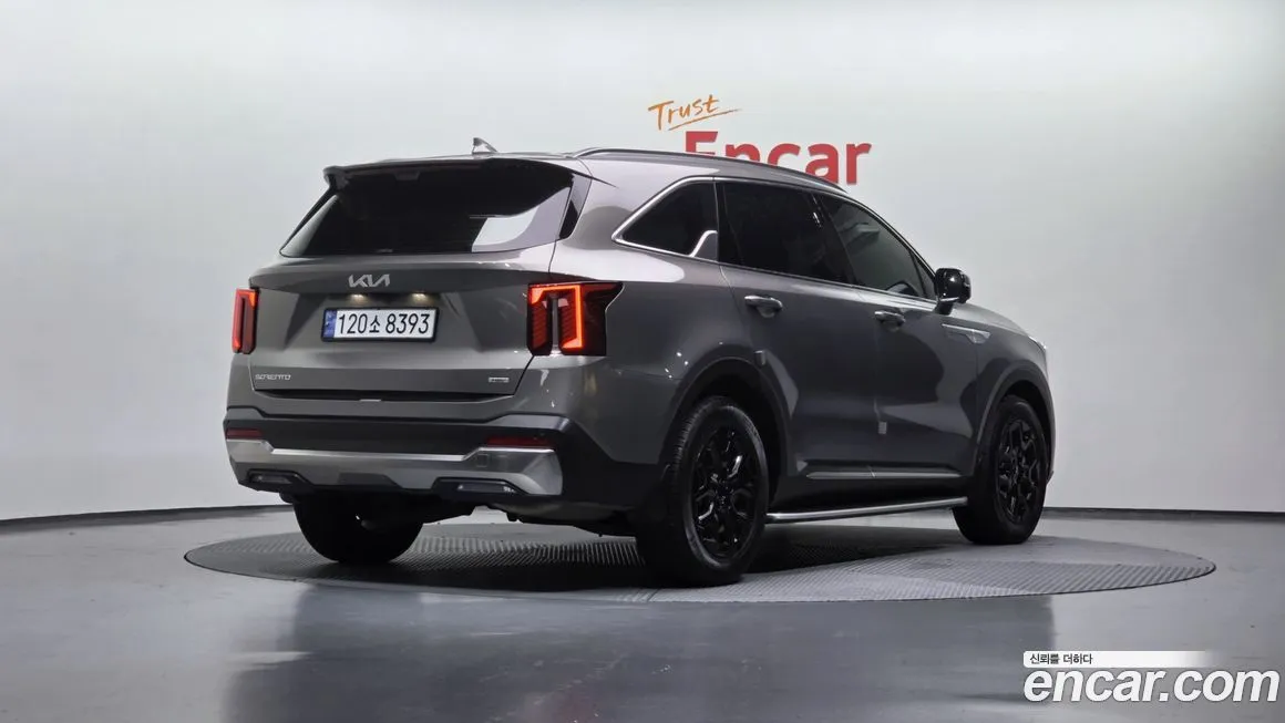 Kia Sorento — фото 10