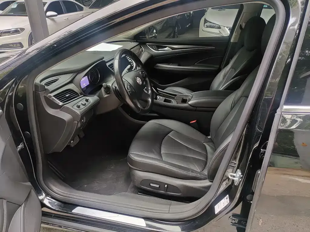 Buick LaCrosse 2021 из CN, фото 3