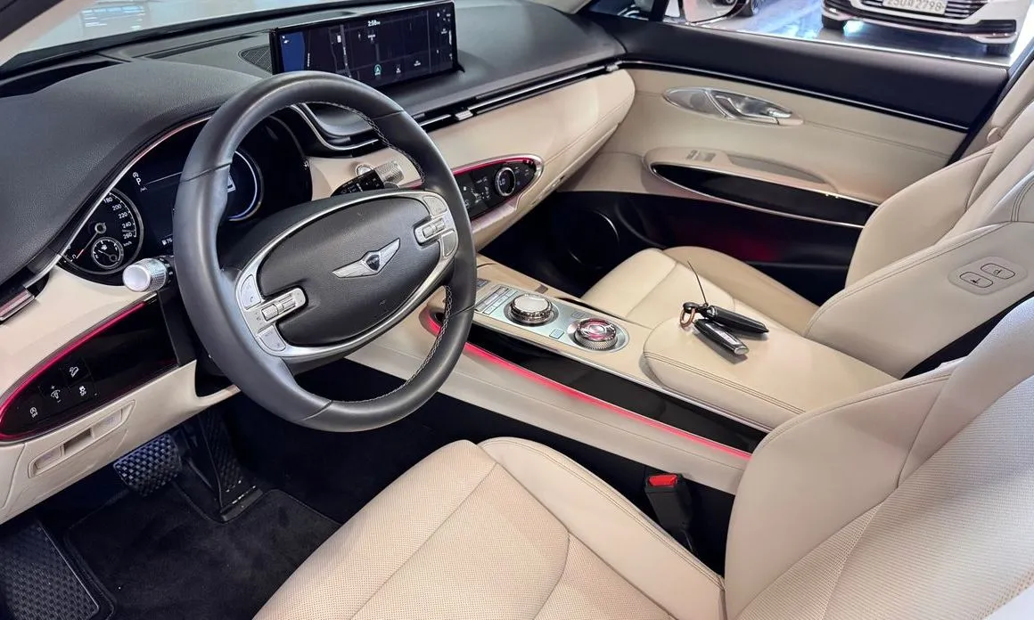 Genesis GV70 — фото 10