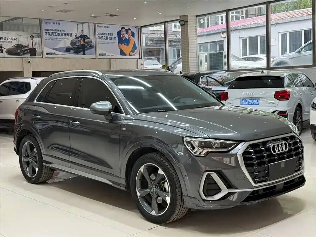 Audi Q3 2023 из CN, фото 9