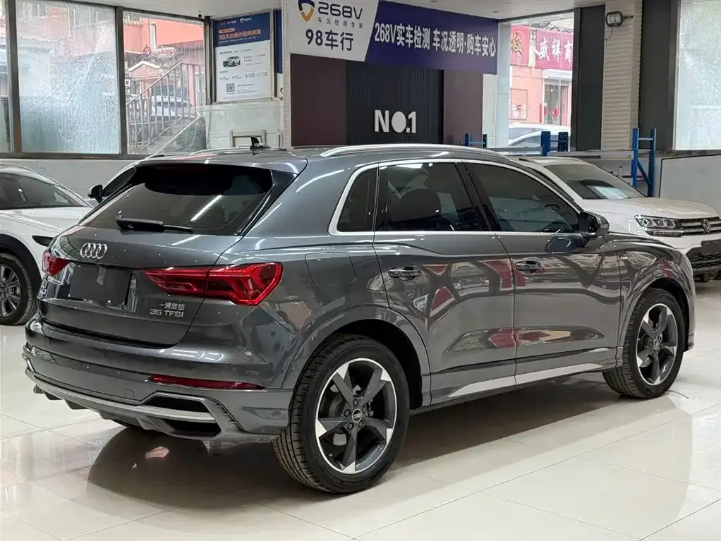 Audi Q3 2023 из CN, фото 10