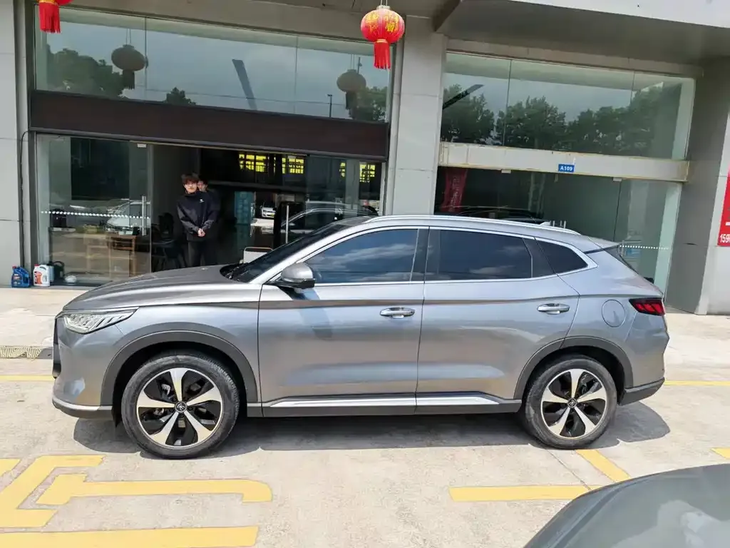BYD PLUS New Energy — фото 6