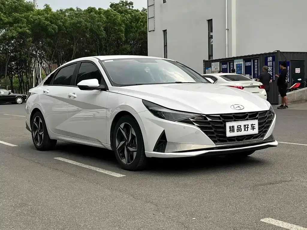Hyundai Elantra 2022 из CN, фото 5