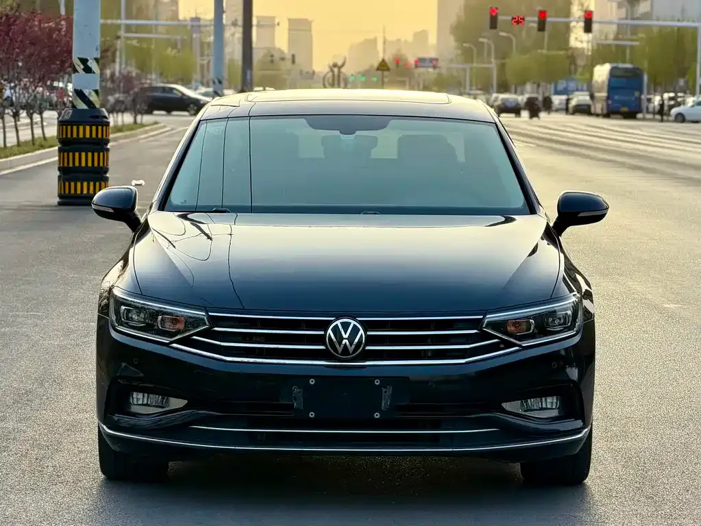 Volkswagen Magotan 2021 из CN, фото 2