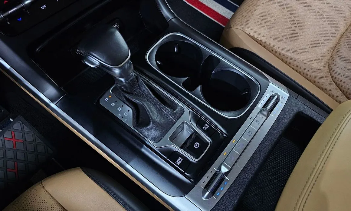 Kia Carnival — фото 10
