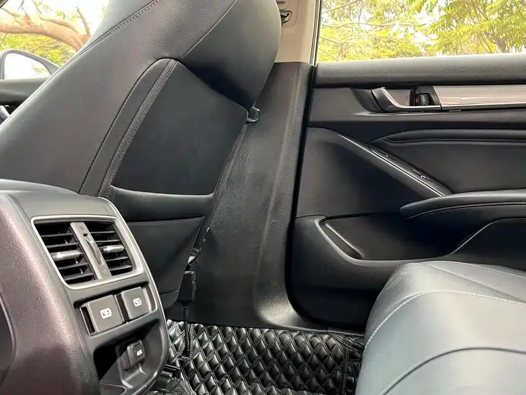 Honda Accord 2021 из CN, фото 3