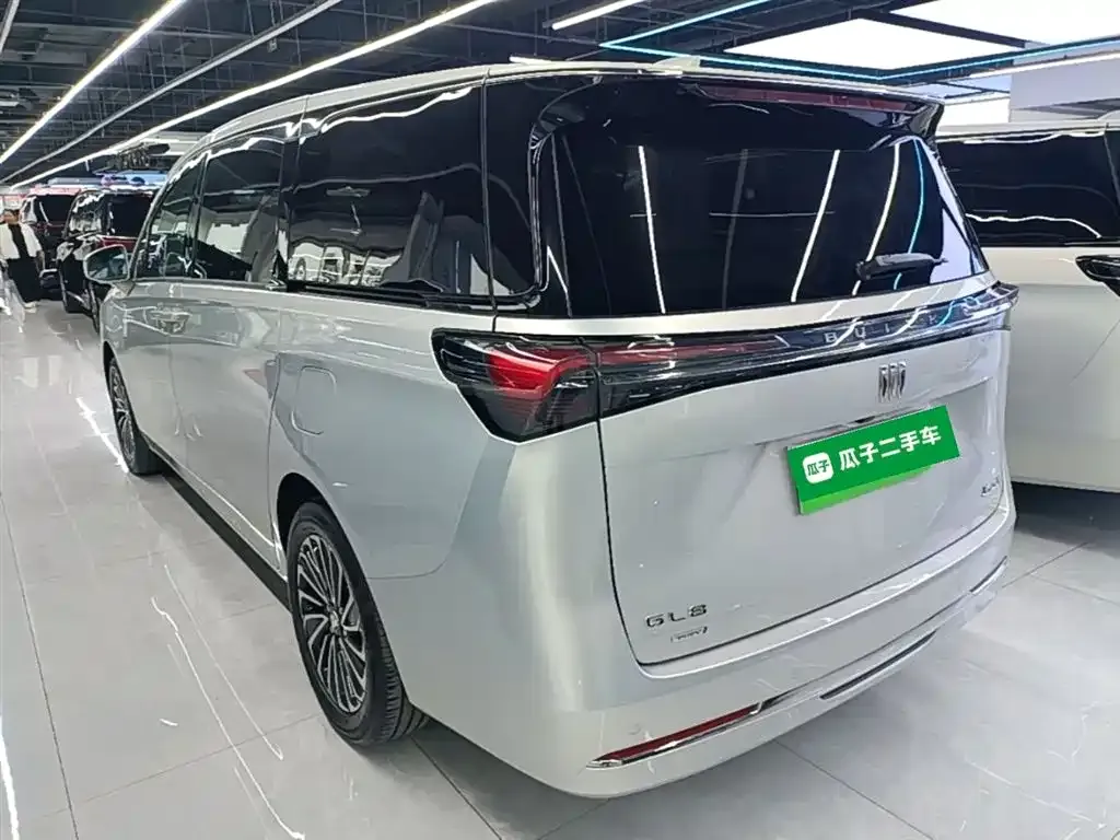 Buick GL8 Hybrid 2025 из CN, фото 4