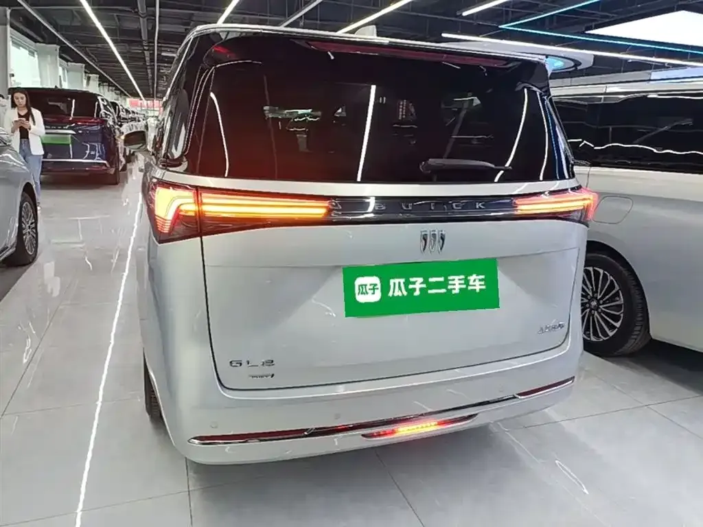 Buick GL8 Hybrid 2025 из CN, фото 8
