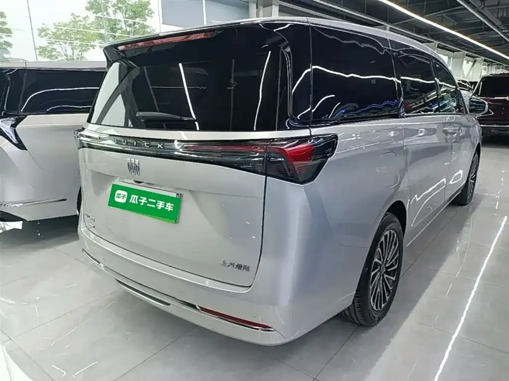 Buick GL8 Hybrid 2025 из CN, фото 2