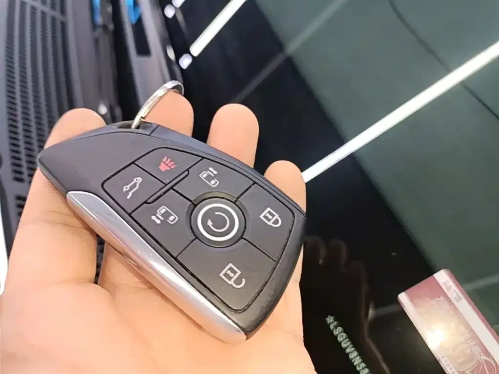 Buick GL8 Hybrid 2025 из CN, фото 3