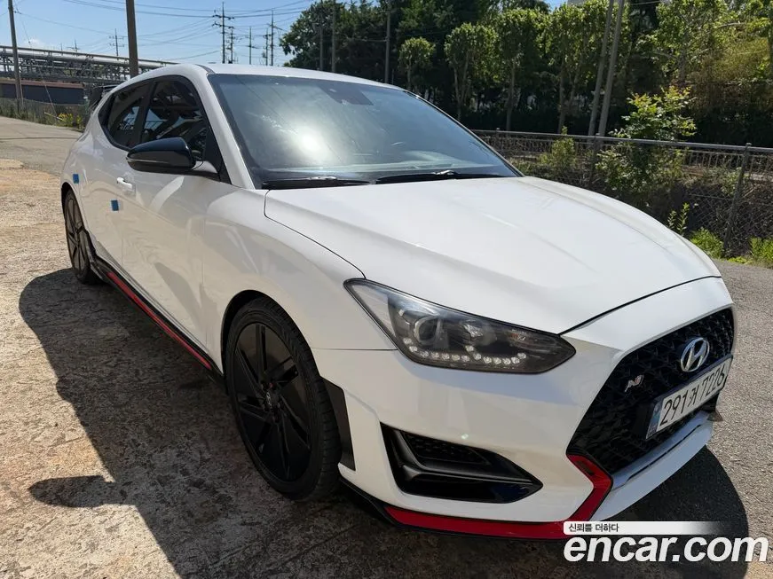 Hyundai Veloster