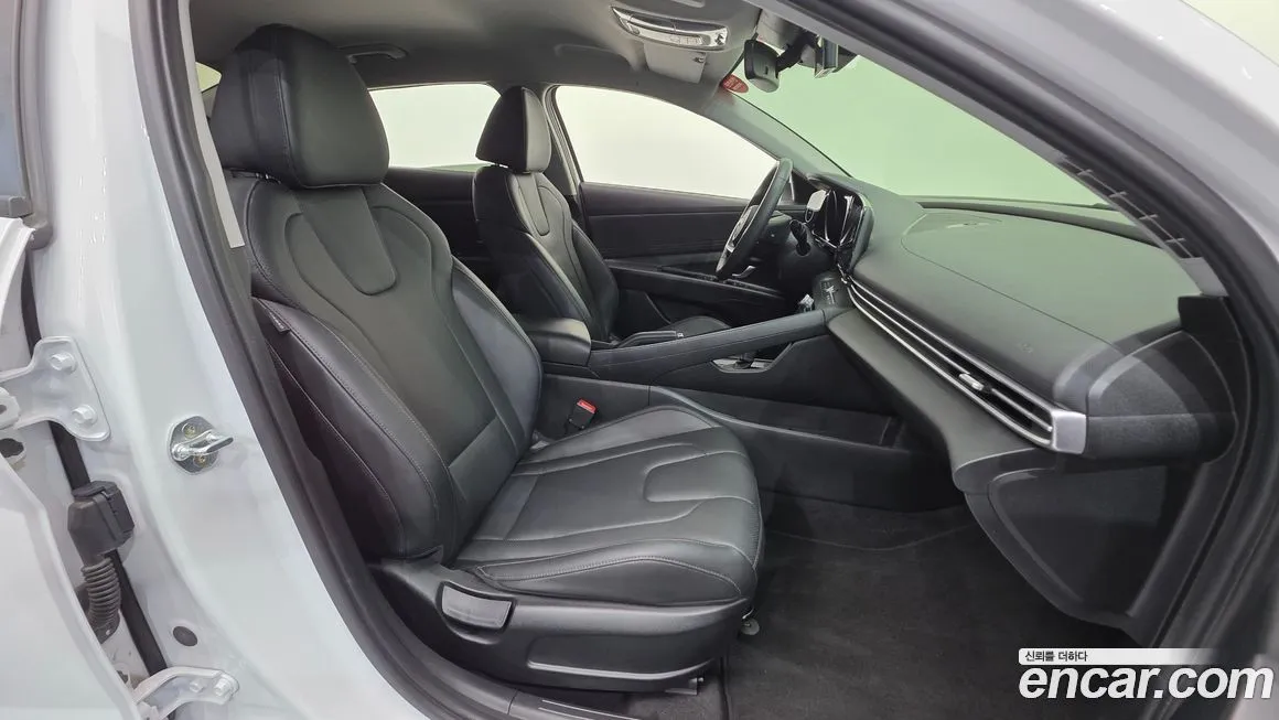 Hyundai AVANTE 2021 из KR, фото 6