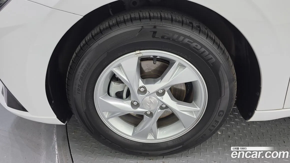 Hyundai AVANTE 2021 из KR, фото 9