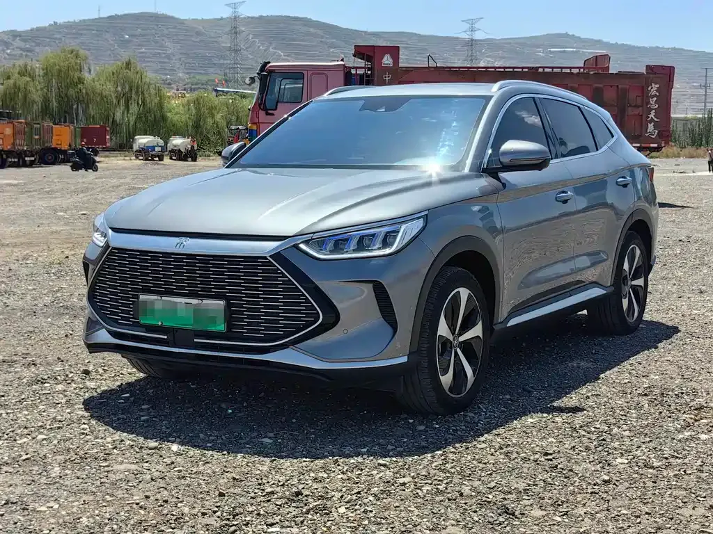 BYD PLUS New Energy — фото 1