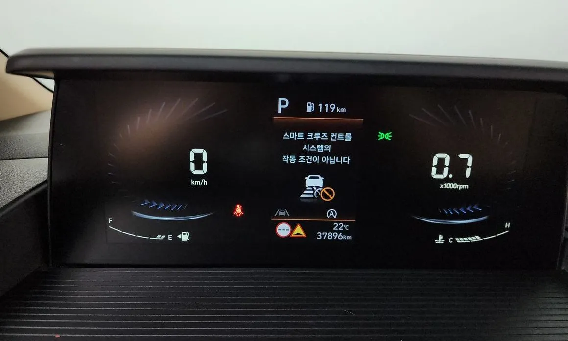 Hyundai Staria — фото 3
