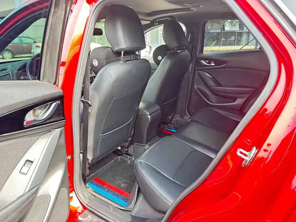 Mazda CX-4 2021 из CN, фото 2