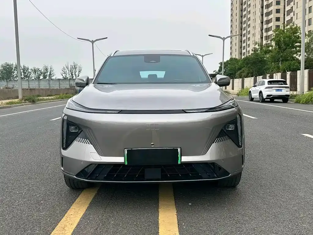 Geely Galaxy L7 — фото 1