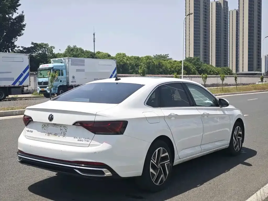 Volkswagen Sagitar 2022 из CN, фото 3