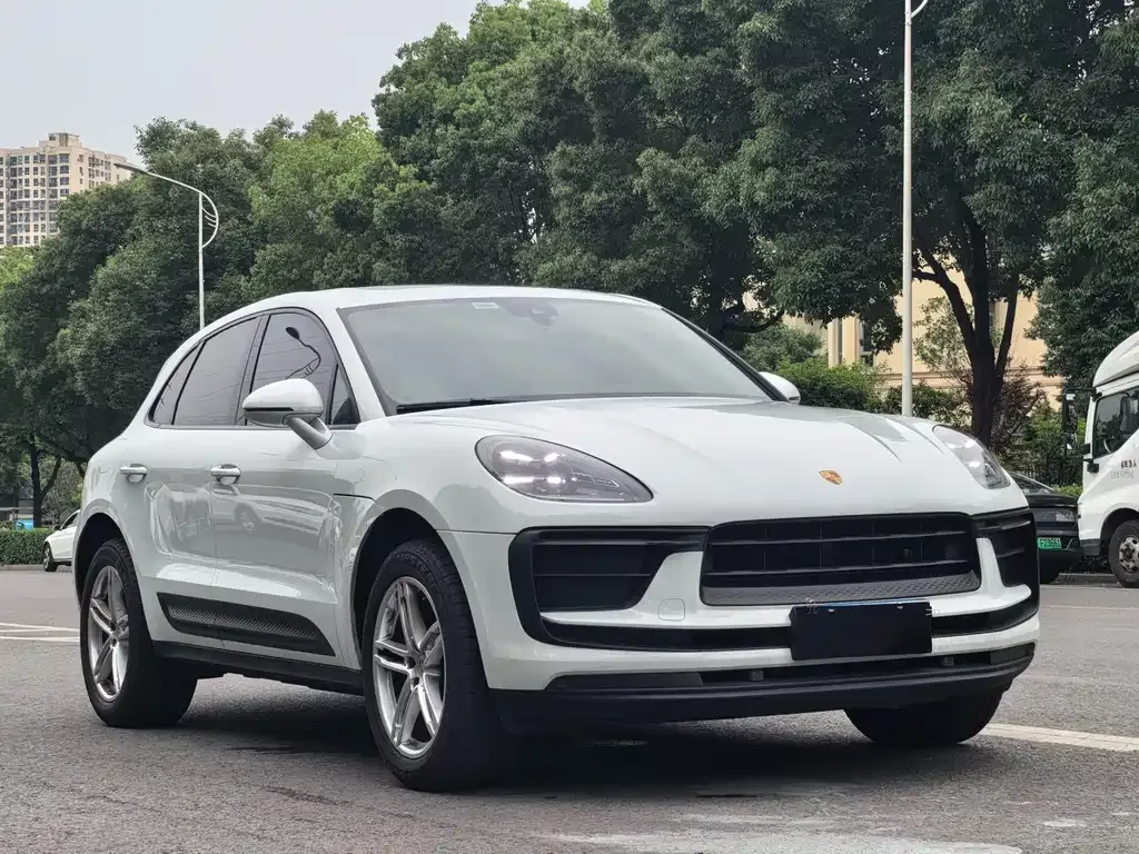 Porsche Macan — фото 10