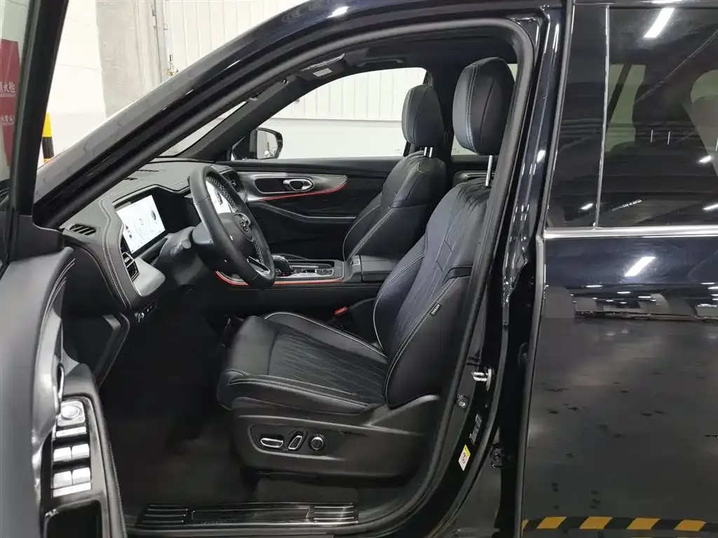 GAC Motor Trumpchi GS8 — фото 10