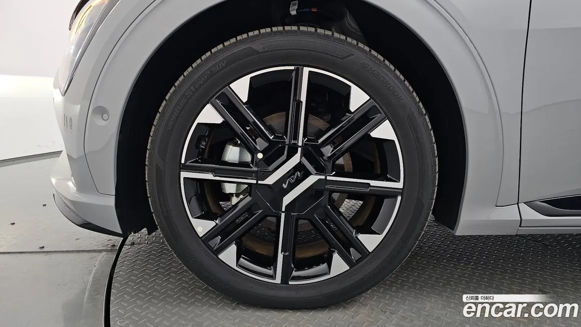 Kia EV6 — фото 6
