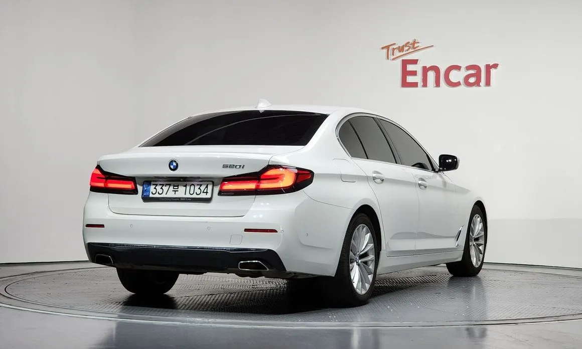 BMW 5-Series 2022 из KR, фото 4