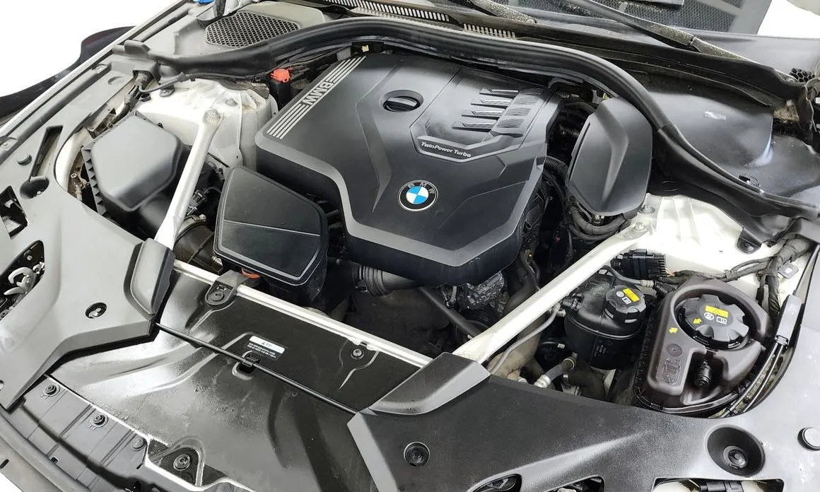 BMW 5-Series 2022 из KR, фото 8