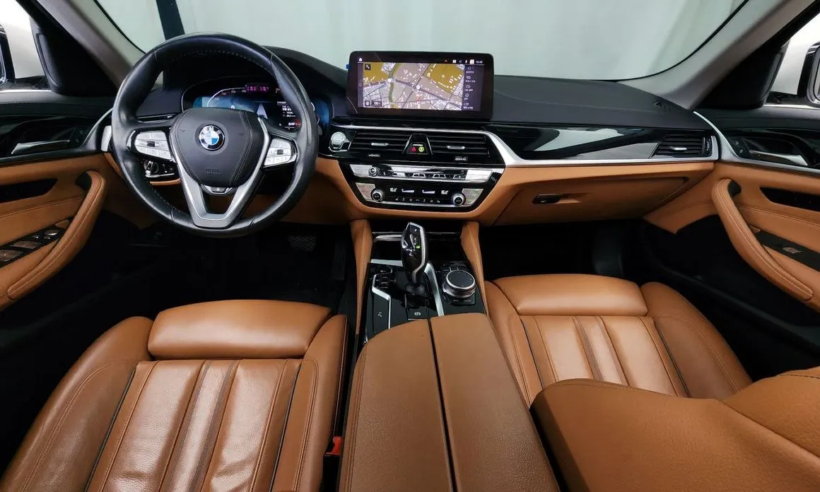 BMW 5-Series 2022 из KR, фото 7