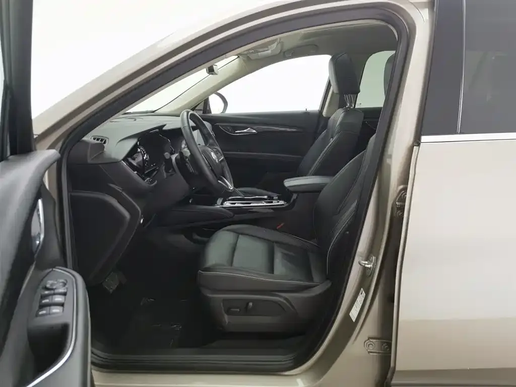 Buick Envision Plus — фото 9